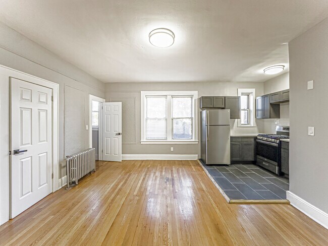 Photo - 758 Jersey Ave Unit B5