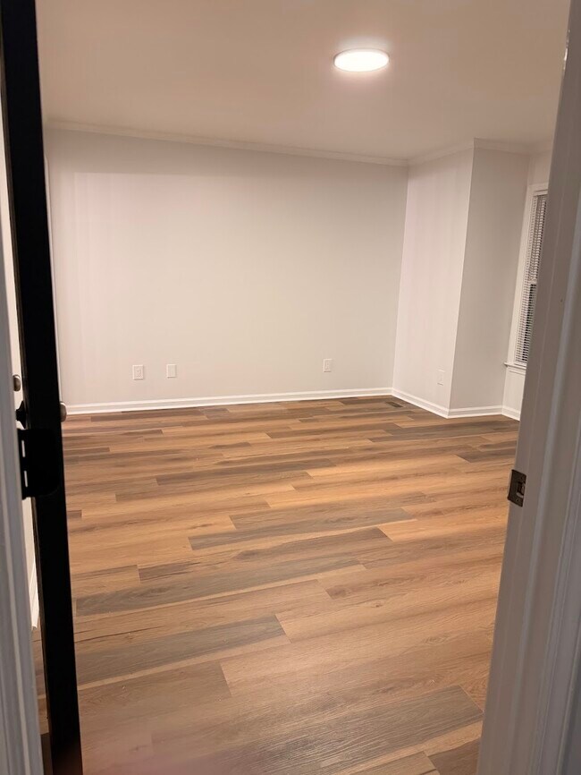 Photo - 1423 Mahonia Ct