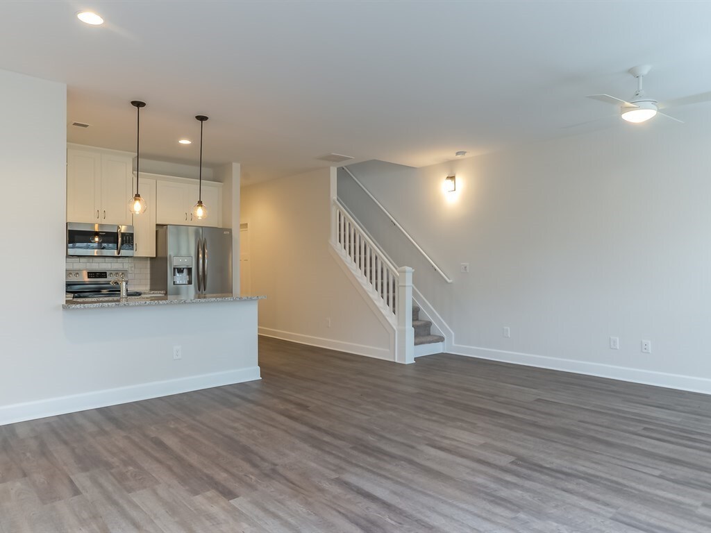 Photo - 222 Midland Ave