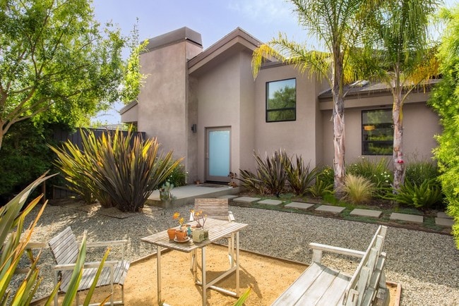 Yard - 1315 Palms Blvd