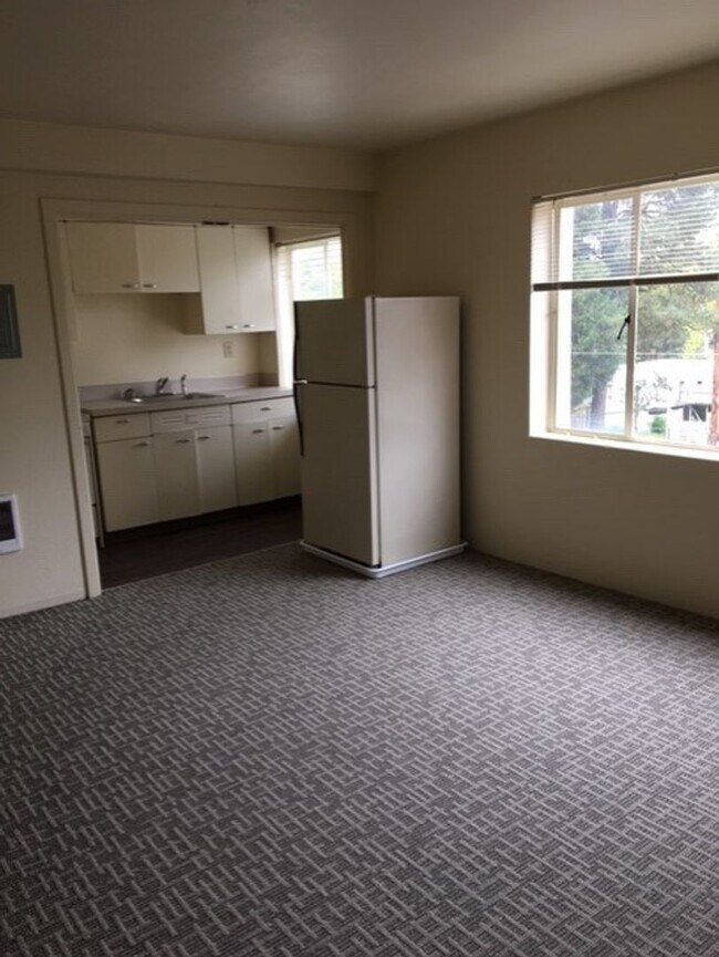 Eugene Manor Apartments Eugene, OR