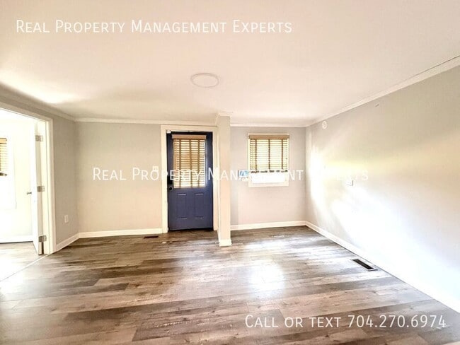 Photo - 4608 McClure Rd