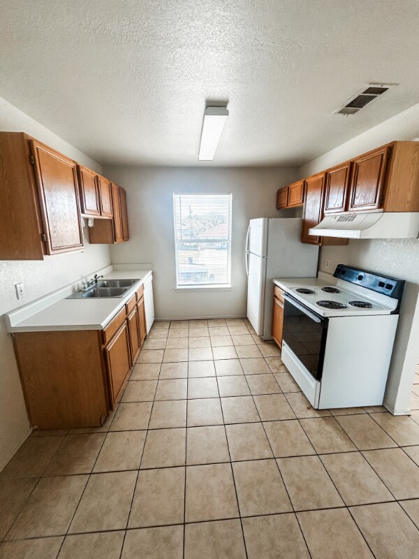 Photo - 1808 Windward Dr Apartamento Unidad D