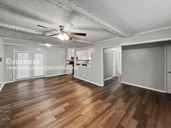 Photo - 3032 Summit Ridge Dr