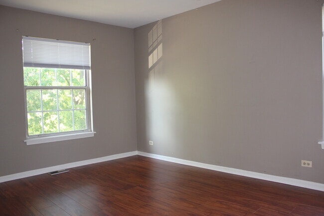 Photo - 1228 Bradwell Ln Unidad D