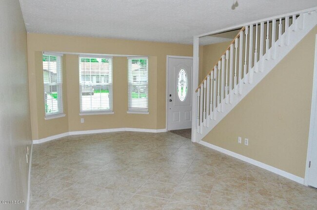 2516 Johnson Dr