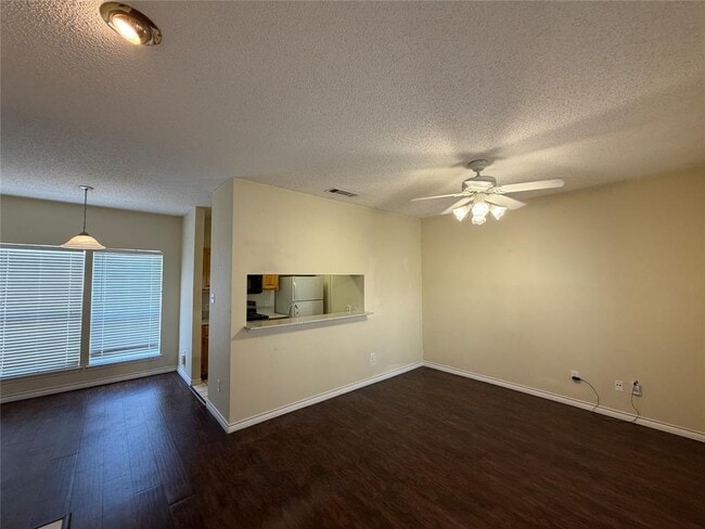 Photo - 3001 Cedar St Unit 114