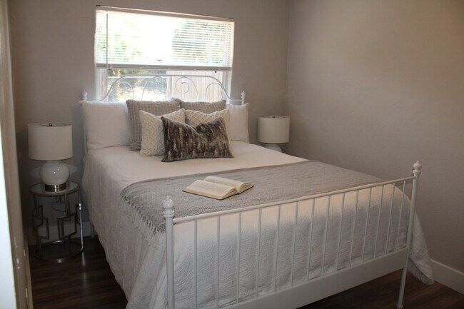 Photo - Kennedy Court