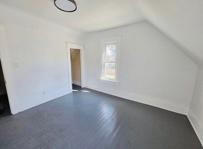 Photo - 1704 11th Ave S