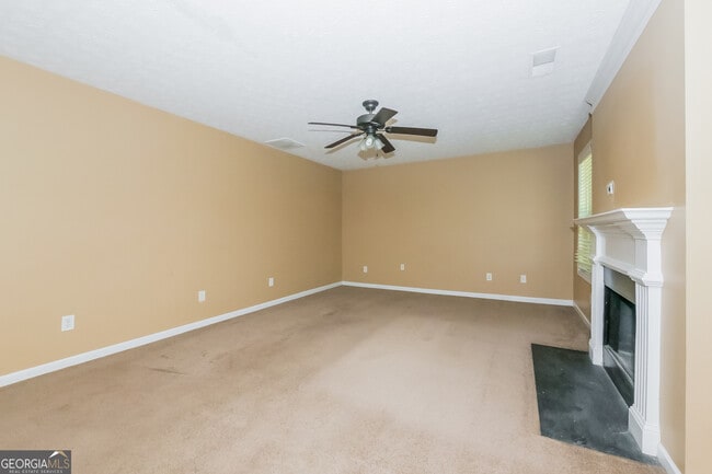 Photo - 4468 Abram Way