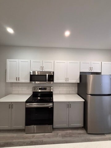 Photo - 160 Bayswater Ave