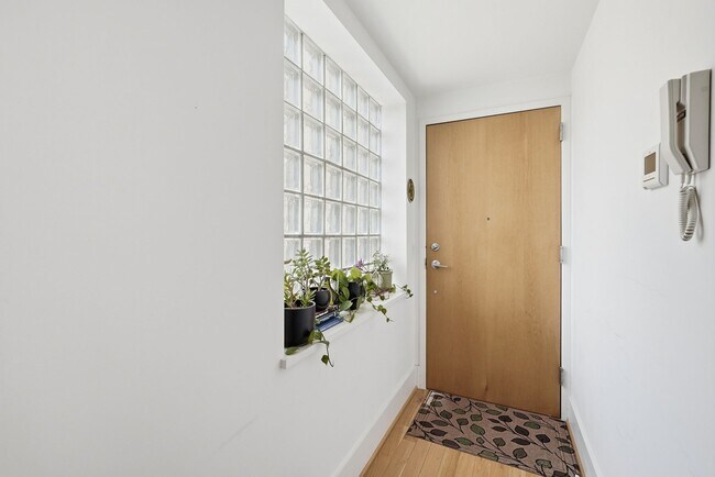 Photo - 2852 Connecticut Ave NW Unit 9