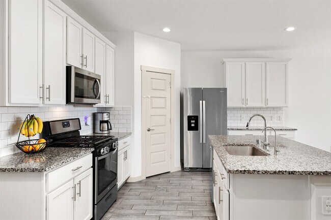 Photo - 2421 Mar Vis Ln