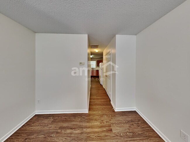 Photo - 1002 Finley Ct