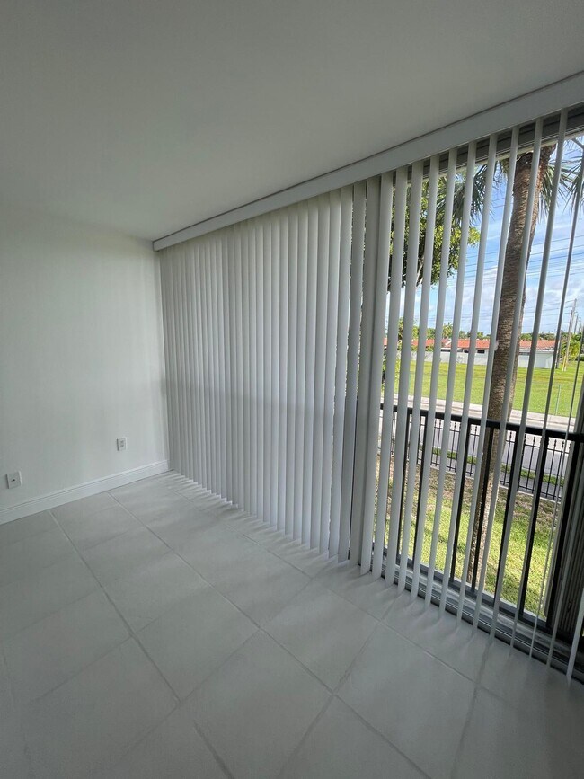 Photo - 9401 SW 4th St Unit #204