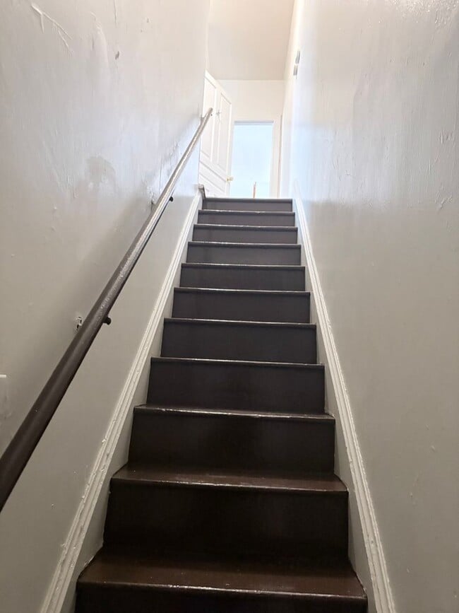 Photo - 3 Bed 2 Bath Apartment in the West End of York City
