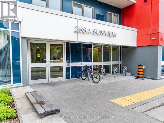 Photo - 258A Sunview St Unit 123