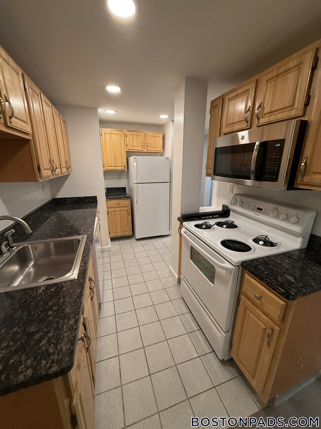 Photo - 108 Jersey St Unit D