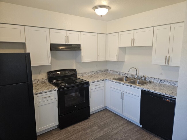 Photo - 1241 E Cinnabar Ave Unit 102A