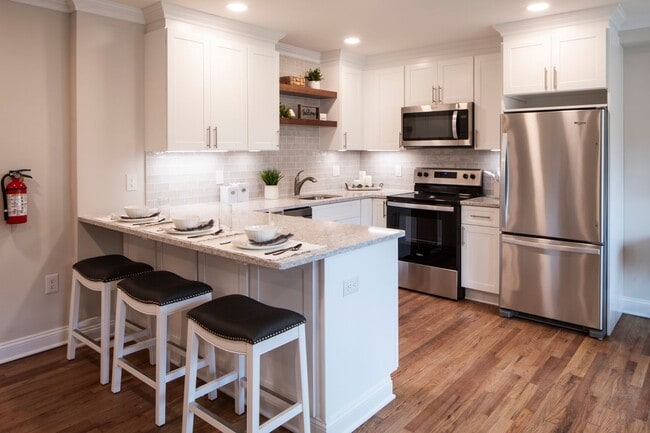 Photo - The Parkview at Polifly: In-Unit Washer & ...