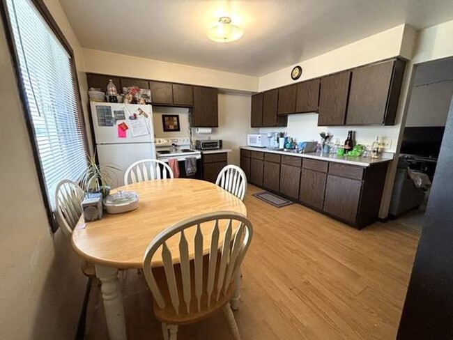 822 Menomonie St Unit 824