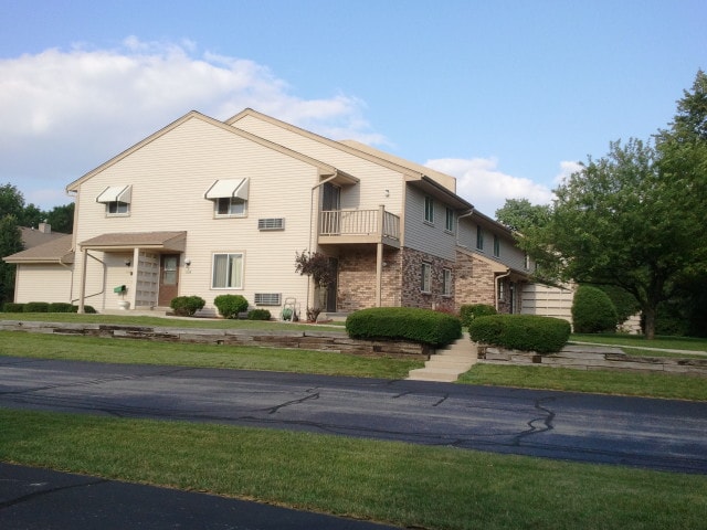 Photo - 4670 S Woodland Dr Condo Unit 1
