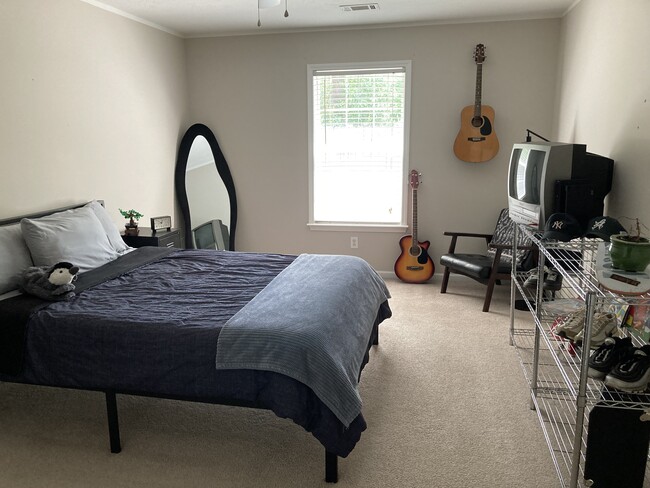 Primary bedroom - 116 Amity Ln Unit 116