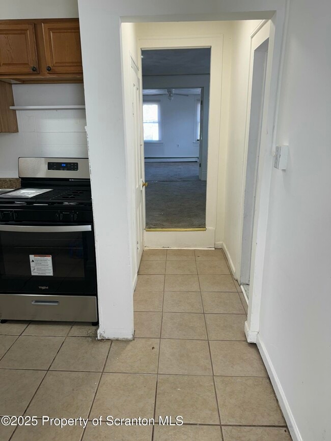 Photo - 1135 Lloyd St