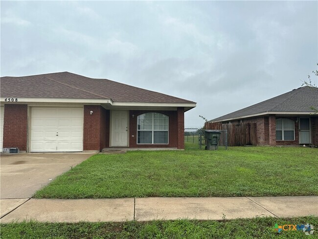 Building Photo - 4508 Wade Dr Rental