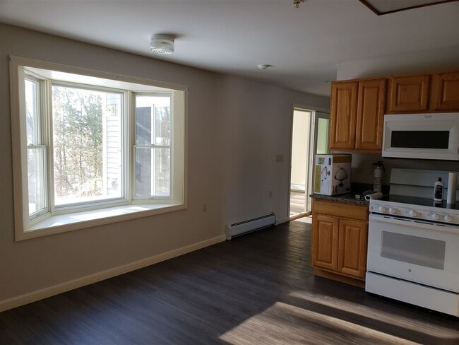 Photo - 312A Meetinghouse Way