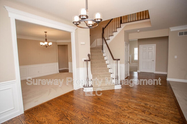 Photo - 7 Amaryllis Ln