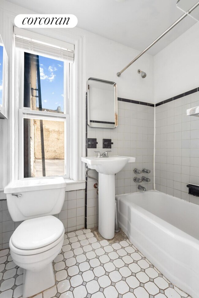 Photo - 170 State St