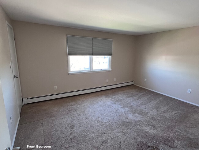 Front Bedroom - 119 E Alhambra Ave Unidad 119 E Alhambra Ave
