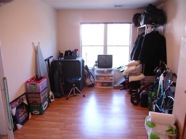 Photo - 10 Kent Ct Unit 1