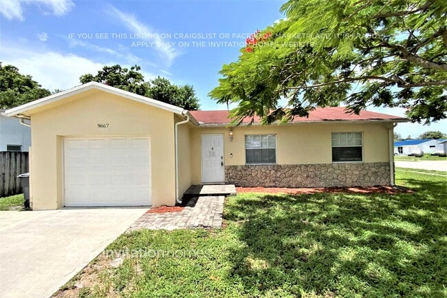Building Photo - 9667 SW 3rd St Rental