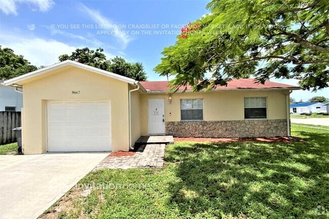 Building Photo - 9667 SW 3rd St Rental