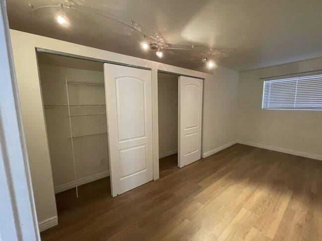 Photo - 701 N Central Dr