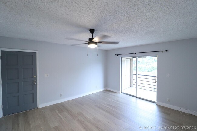1271 NW 13th St Unit 455e