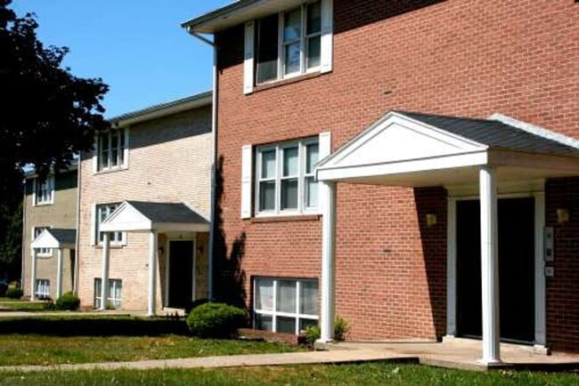 Photo - Maple by Traverse Commons