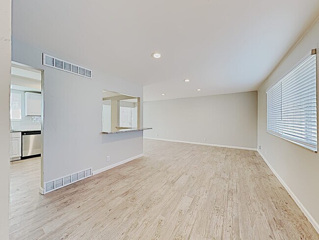 Photo - 11803 Williams Way