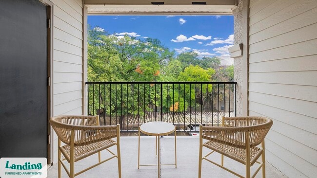 Photo - 165 Forestbrook Dr Unidad 332