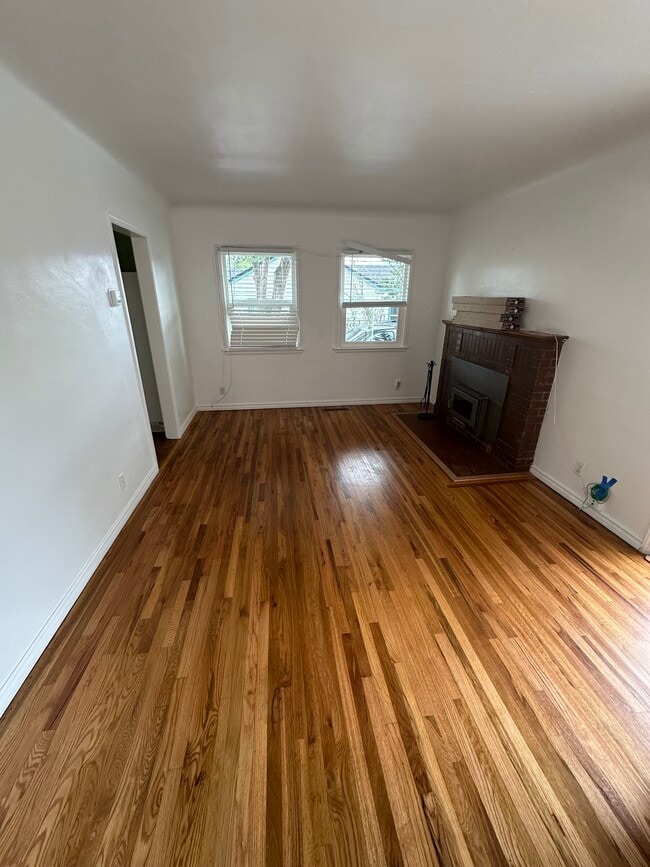 Photo - 920 Vine St