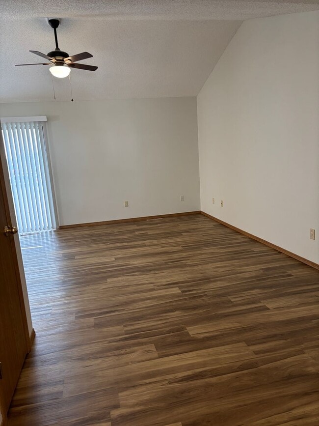 Photo - All brick 3/2/2 located in the Kickapoo boundaries, walking distance from Cherokee Middle School.