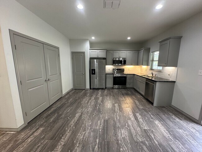 Photo - 13314 County Rd 285