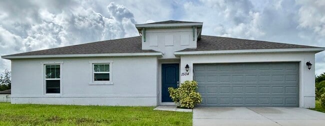 Building Photo - WONDERFUL 3/2 HOME IN PALM BAY!