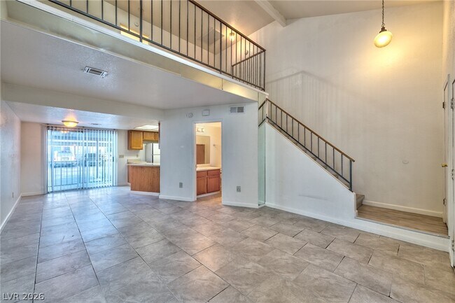 Photo - 587 Sellers Pl