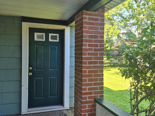 Photo - 2892 Stevens St
