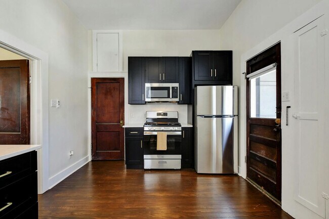 Photo - 423 W Woodlawn Ave Unidad 2