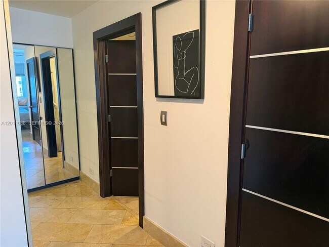 Photo - 2301 Collins Ave Unit PH5