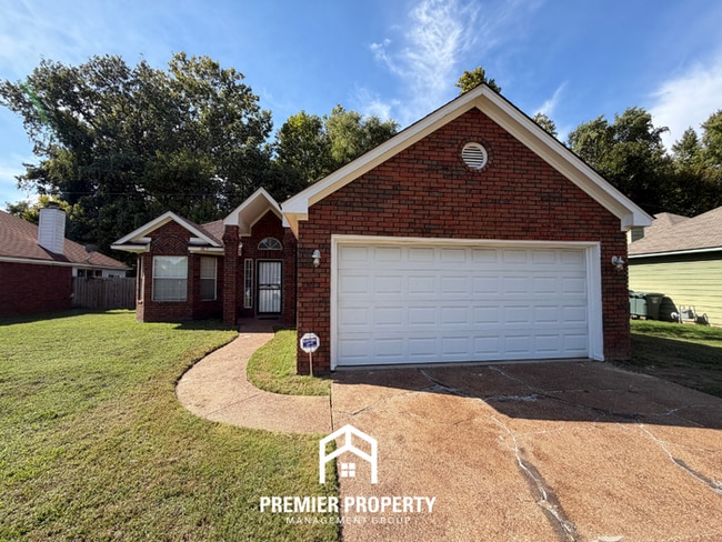 Building Photo - 2815 Juanita Cir W